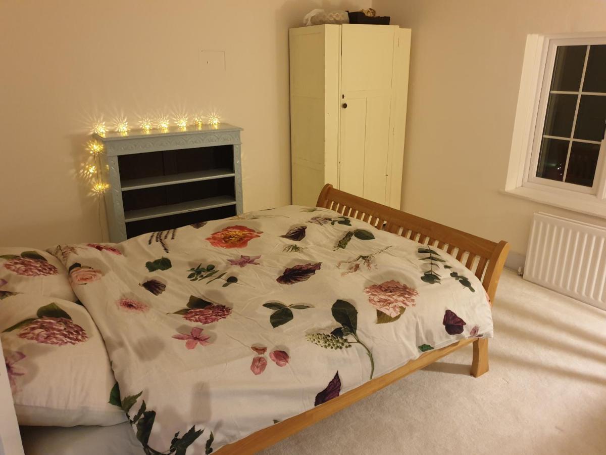 Lotus Pod House Homestay Horsell Bagian luar foto