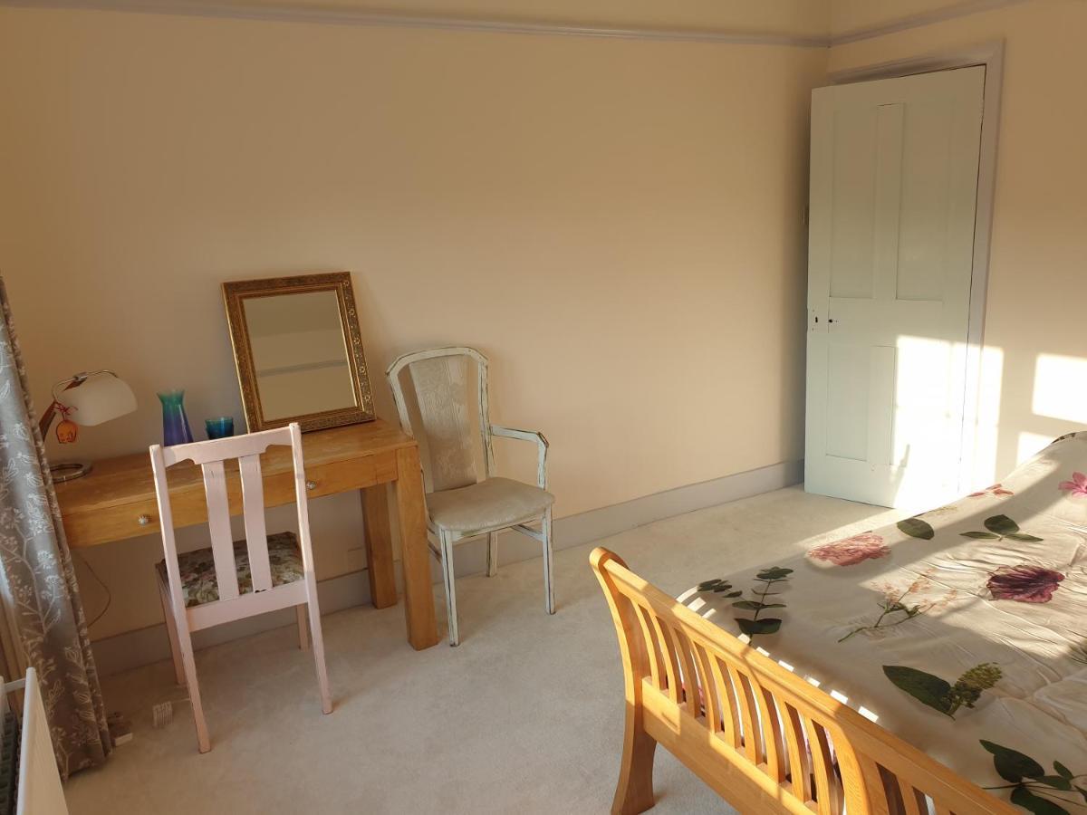 Lotus Pod House Homestay Horsell Bagian luar foto